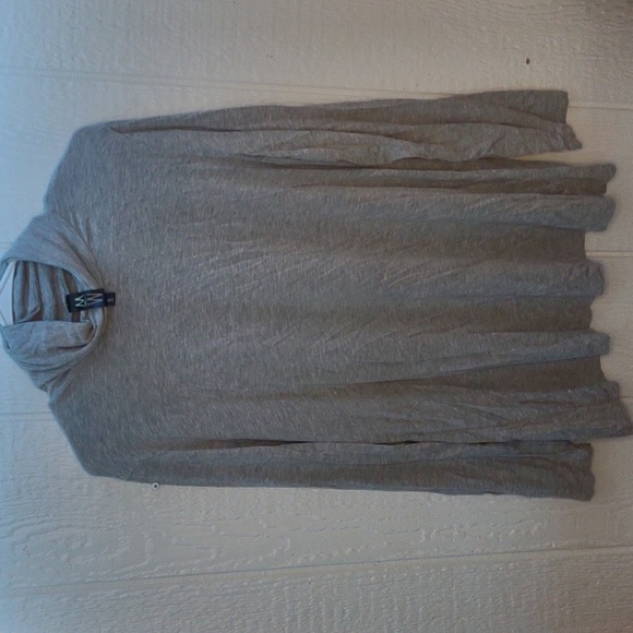 Marlawynne Grey Turtleneck Long Sleeve Shirt - Picture 1 of 4